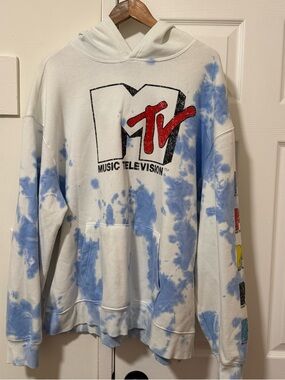 MTV Tie-Dye Pullover Hoodie - White & Light Blue